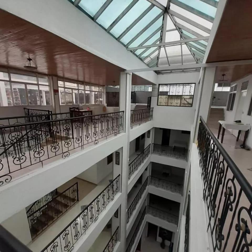 Hotel Davinci Calarcá Kültér fotó