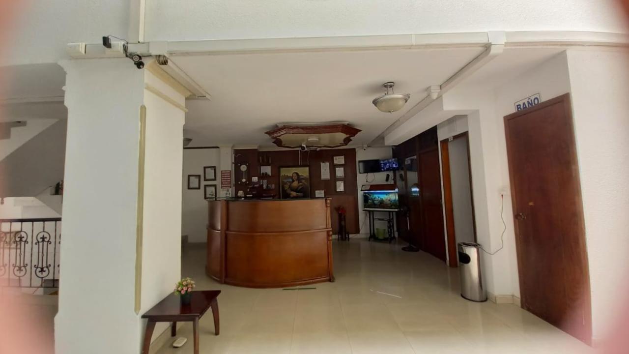 Hotel Davinci Calarcá Kültér fotó