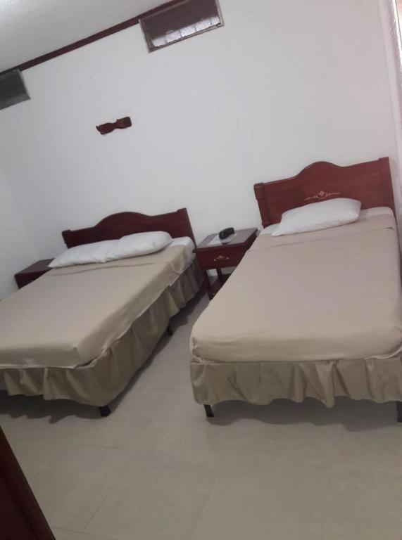 Hotel Davinci Calarcá Kültér fotó